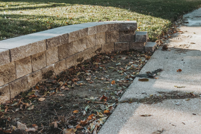 Versa Lok Landscape Retaining Wall Driveway Before Mulch
